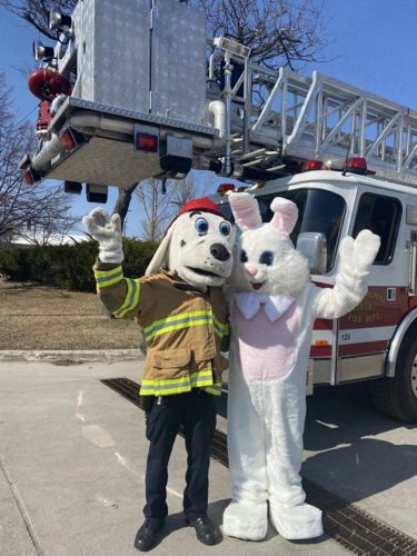 Peter Cottontail visits Alpena | News, Sports, Jobs - Vimarsana News